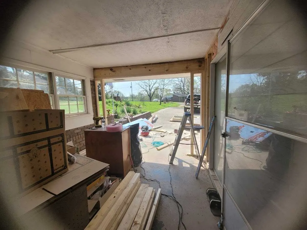 Air movers and dehumidifier for Drying & Dehumidification in Pittston